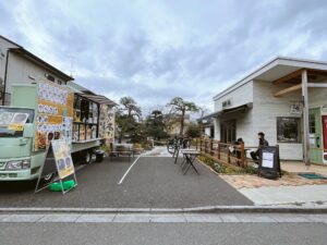 Read more about the article キッチンカーの方は栗原coffee店舗前へぜひ♪