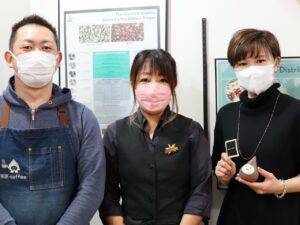 Read more about the article Adonis Coffee 佐々木繭選手による対面販売会
